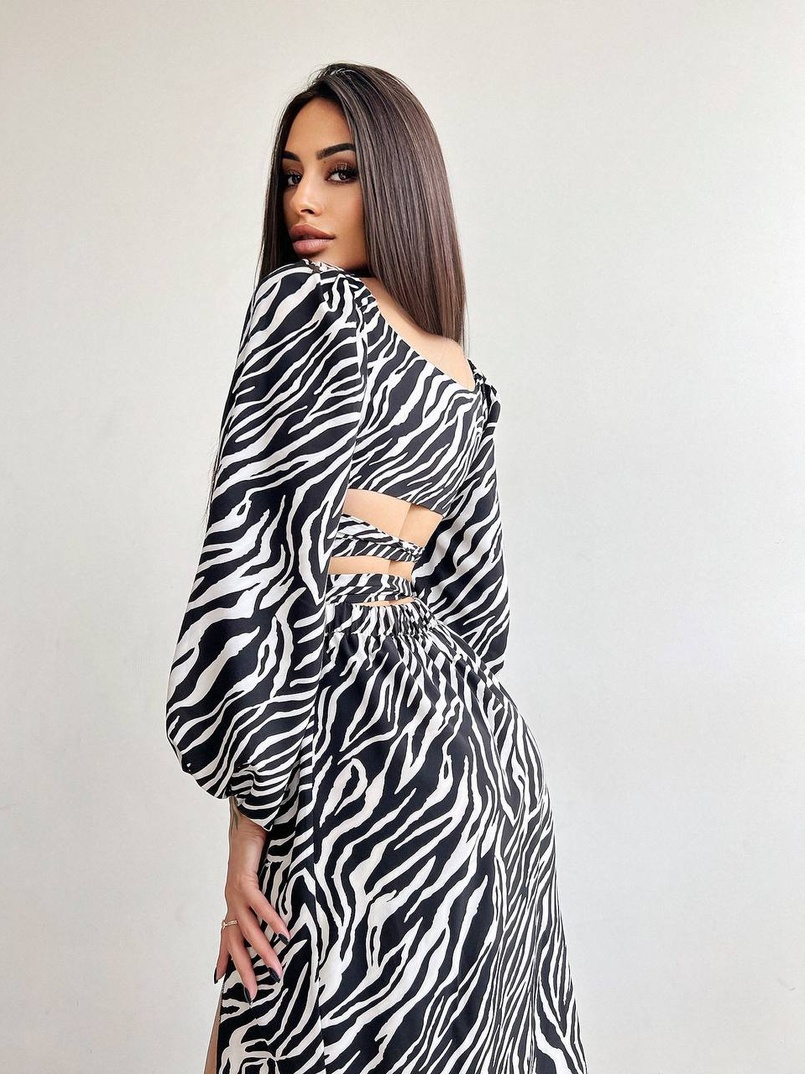 Комплект: топ із зав'язками на талії + спідниця міді з розрізом Комплект: топ із зав'язками на талії + спідниця міді з розрізом | PUSHKA SHOP