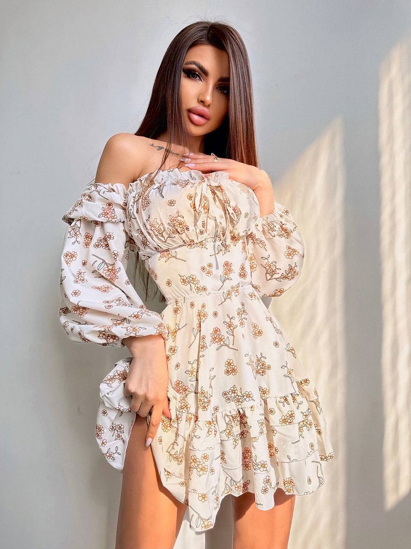 Квіткова сукня з воланами та шнуровкою по спинці Квіткова сукня з воланами та шнуровкою по спинці | PUSHKA SHOP