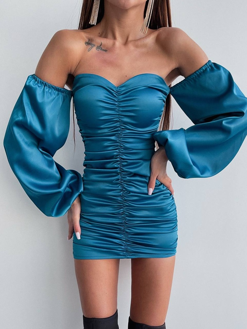 Атласна сукня з драпіруванням Атласна сукня з драпіруванням | PUSHKA SHOP