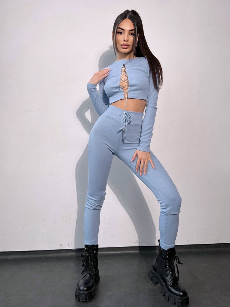 Костюм:  легінси та топ з шнурівкою зі страз Костюм:  легінси та топ з шнурівкою зі страз | PUSHKA SHOP