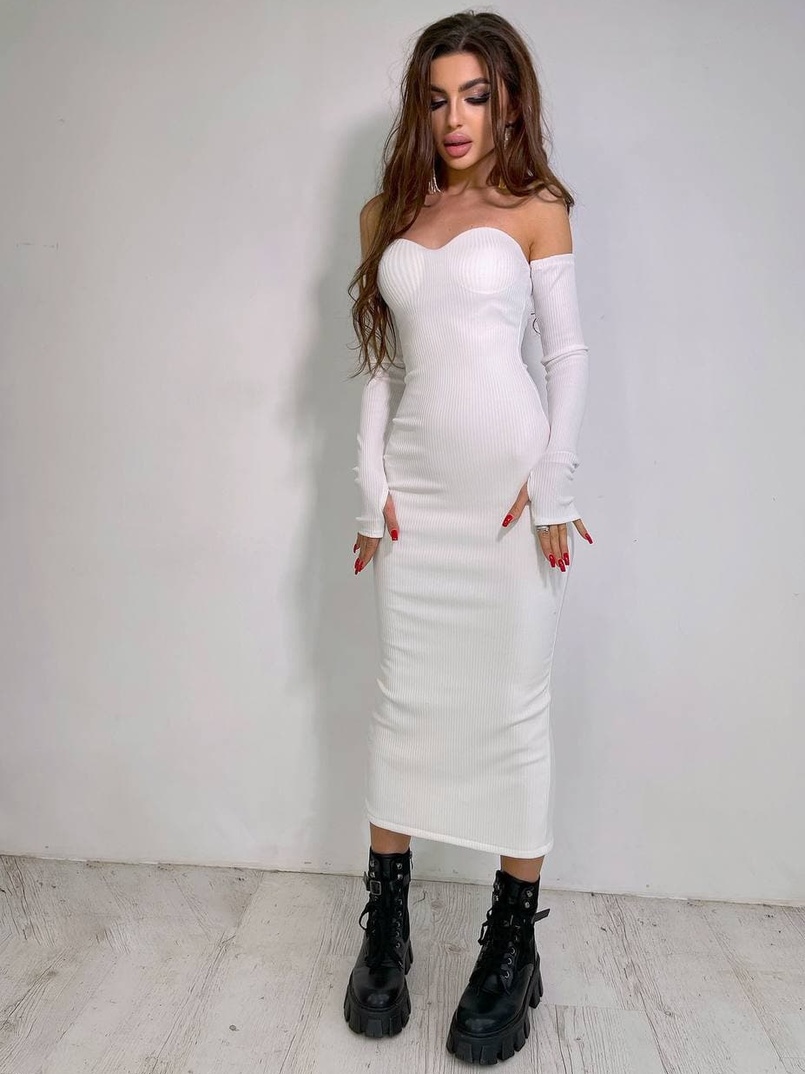 Облегающее платье  миди с чашечками с эффектом push up  | PUSHKA SHOP