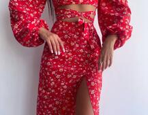 Квітковий комплект: топ із зав'язками на талії + спідниця міді з розрізом | PUSHKA SHOP