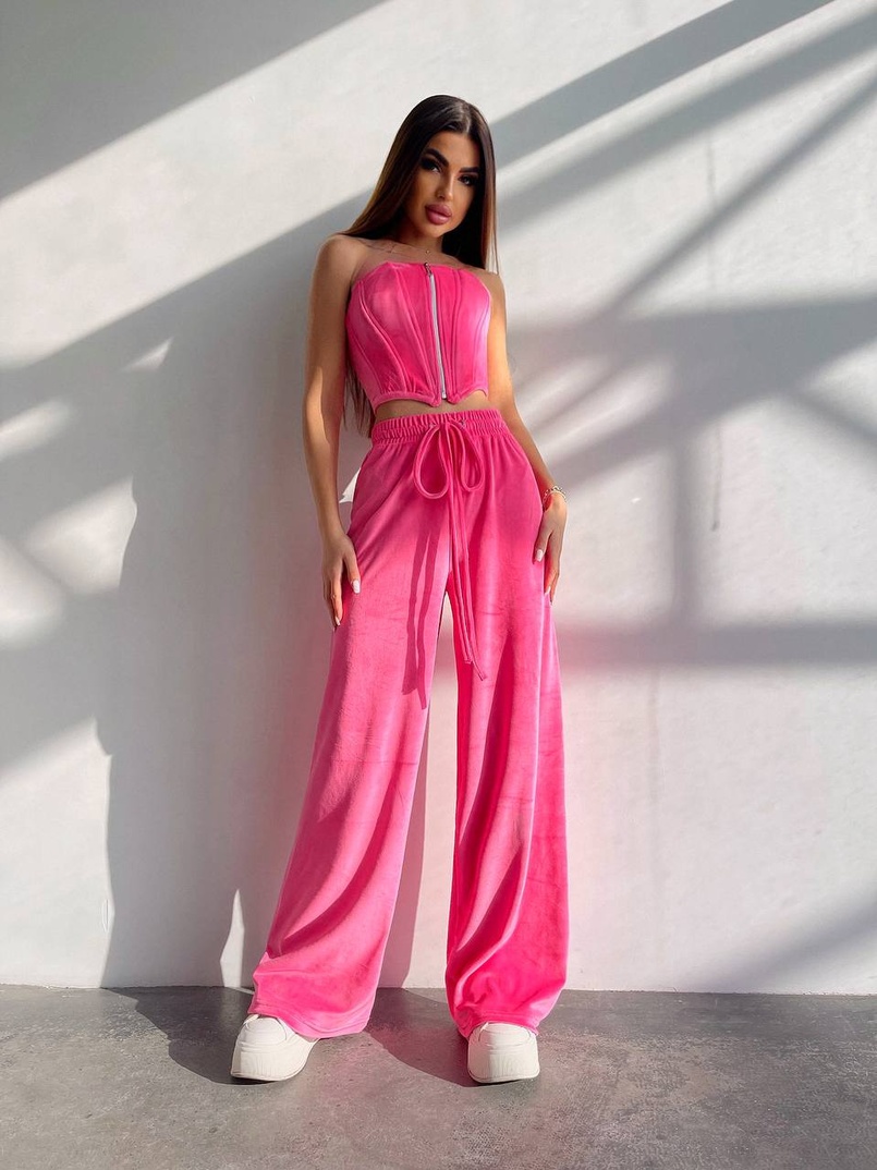 Велюровий комплект трійка: кофта + корсет на блискавці+ штани Велюровий комплект трійка: кофта + корсет на блискавці+ штани | PUSHKA SHOP