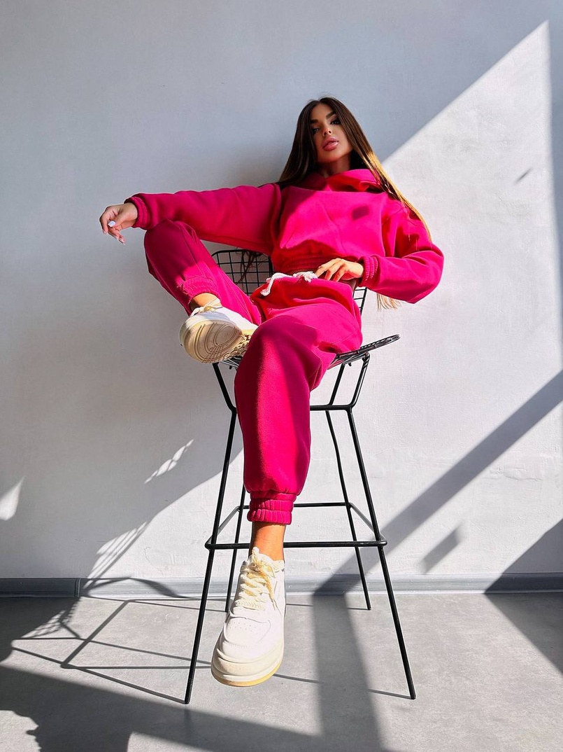 Базовий костюм на флісі з об'ємними капюшоном Базовий костюм на флісі з об'ємними капюшоном | PUSHKA SHOP