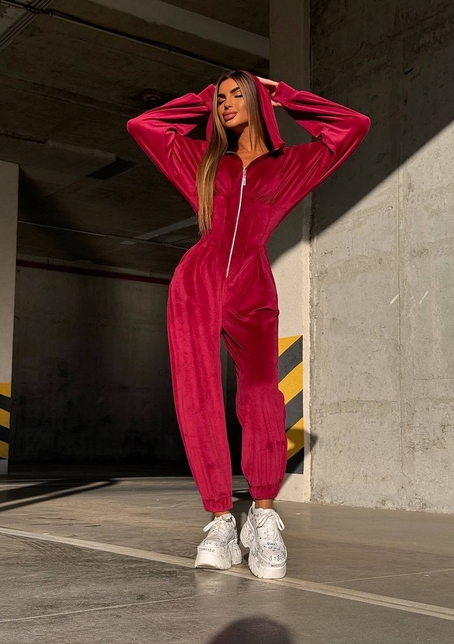 Велюровий комбінезон з елементами корсету Велюровий комбінезон з елементами корсету | PUSHKA SHOP