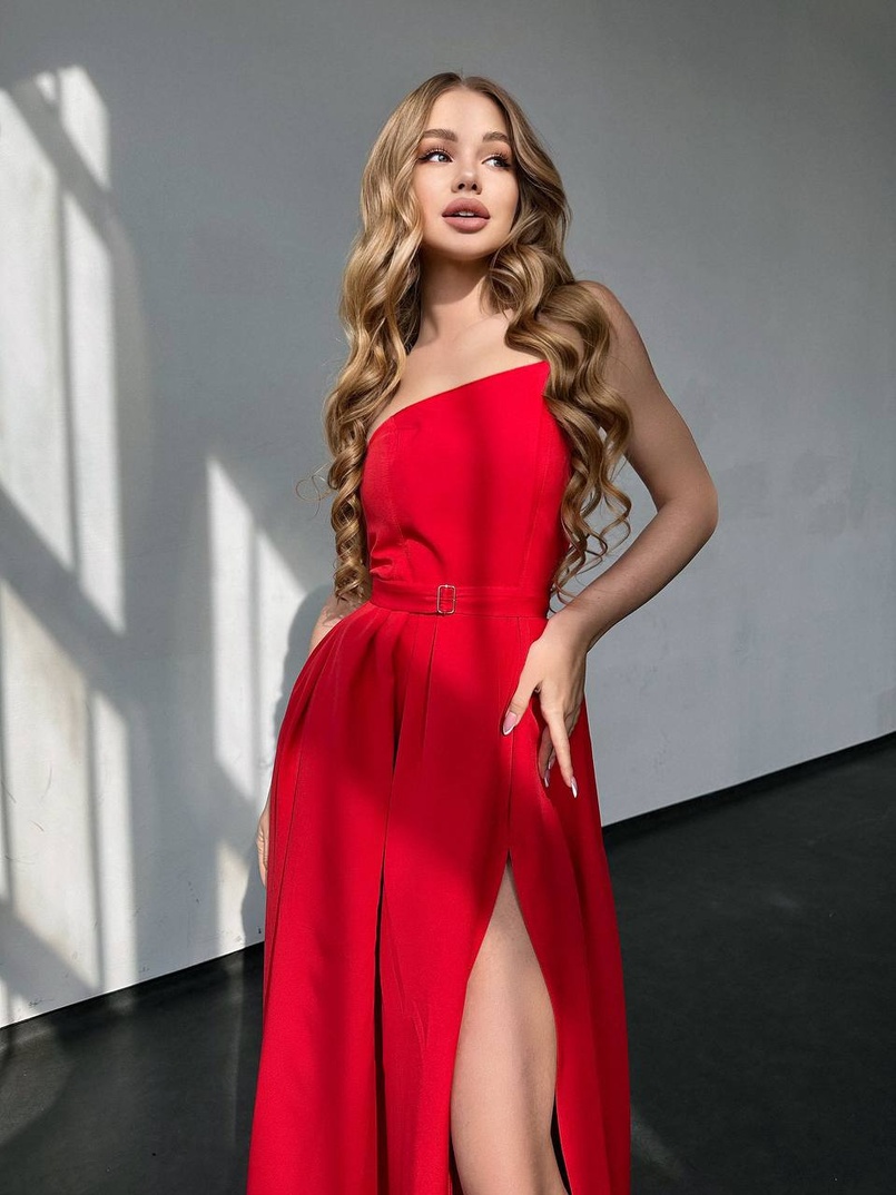 Сукня максі  з розрізом на спідниці  Сукня максі  з розрізом на спідниці  | PUSHKA SHOP