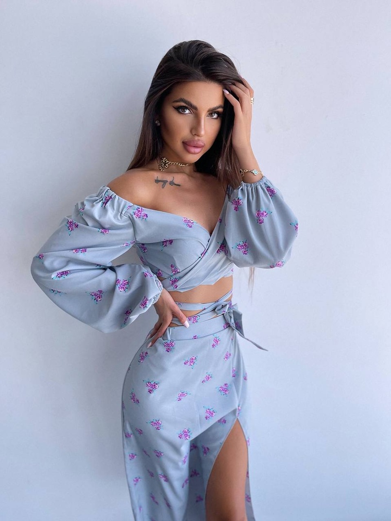 Квітковий комплект: топ із зав'язками на талії + спідниця міді з розрізом | PUSHKA SHOP