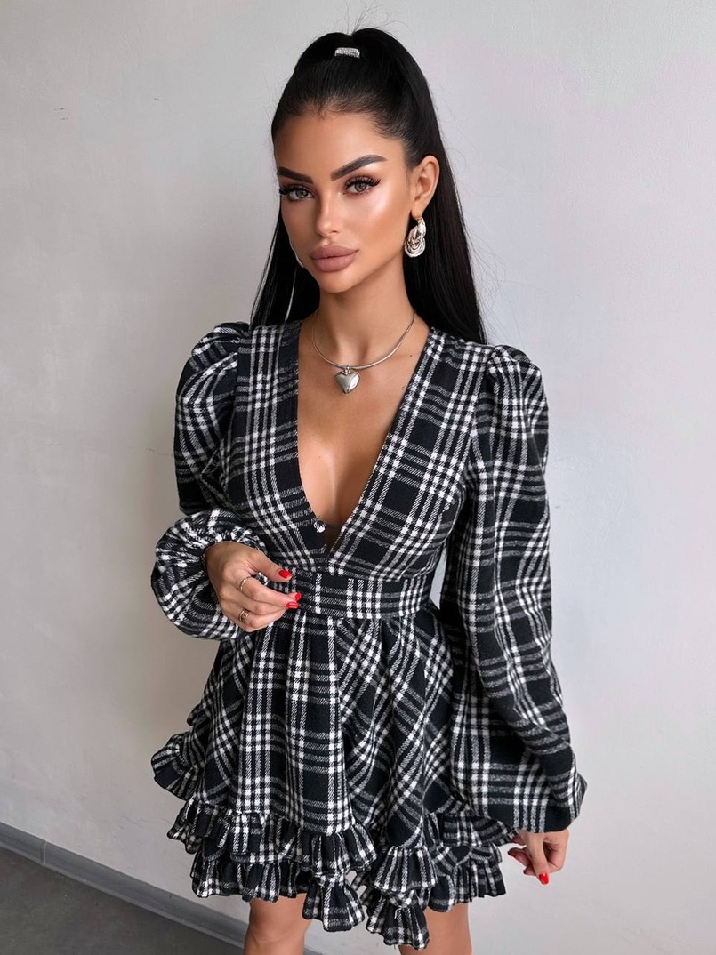 Сукня з подвійною спідницею та обʼємними рукавами у клітинку  Сукня з подвійною спідницею та обʼємними рукавами у клітинку  | PUSHKA SHOP