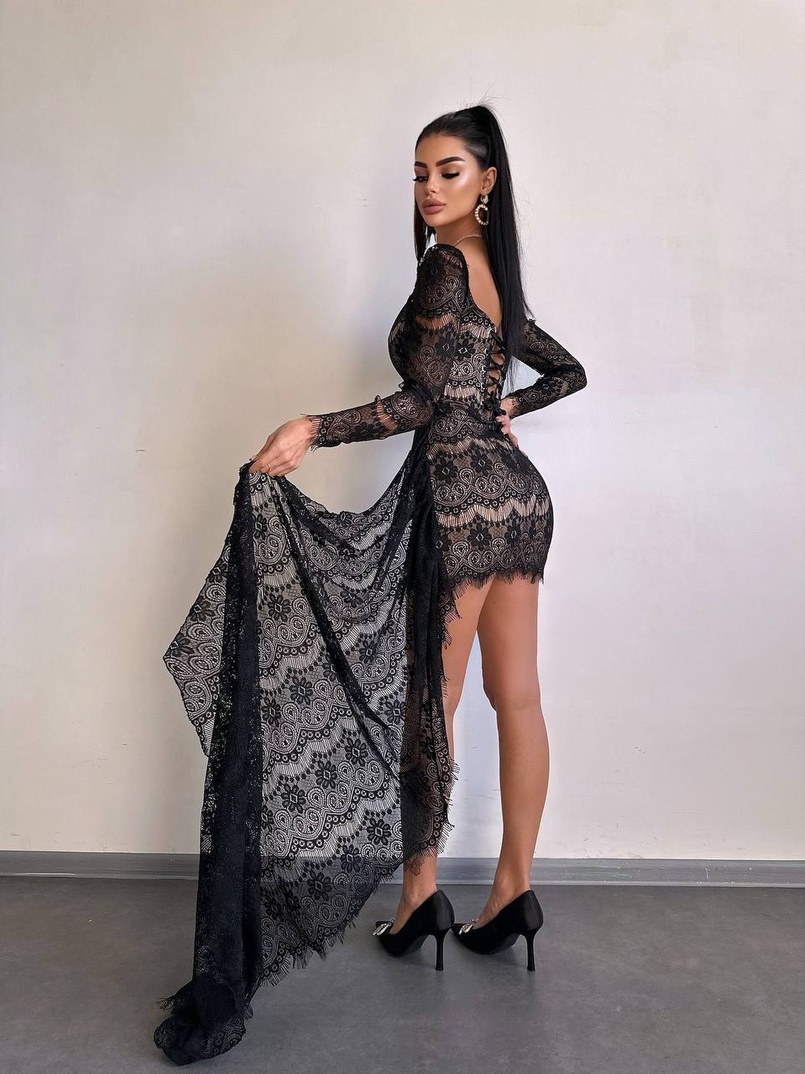 Мереживна сукня міні зі шлейфом Мереживна сукня міні зі шлейфом | PUSHKA SHOP