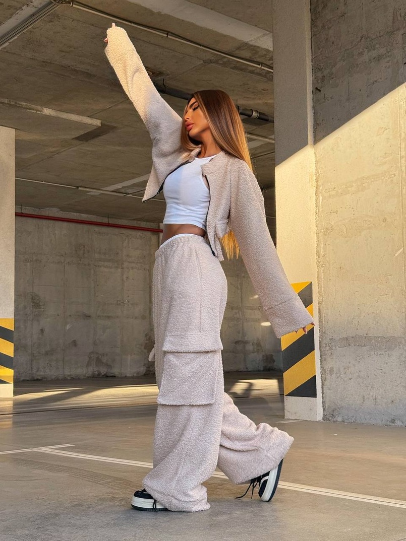 Теплий та мʼякий комплект Тедді на флісі Дуже приємний до тіла Теплий та мʼякий комплект Тедді на флісі Дуже приємний до тіла | PUSHKA SHOP