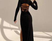 Трикотажна сукня міді зі шнурівкою на спинці Трикотажна сукня міді зі шнурівкою на спинці | PUSHKA SHOP