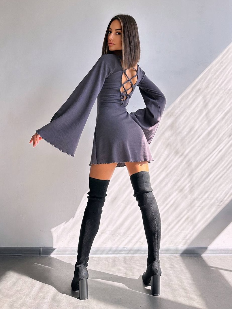 Трикотажна сукня зі шнурівкою на спинці    Трикотажна сукня зі шнурівкою на спинці    | PUSHKA SHOP