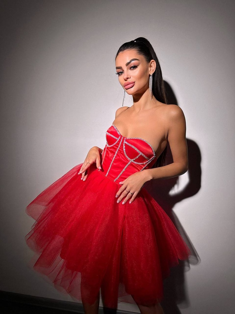 Комплект: корсет, декорований стразами  +  пишна фатинова спідниця Комплект: корсет, декорований стразами  +  пишна фатинова спідниця | PUSHKA SHOP