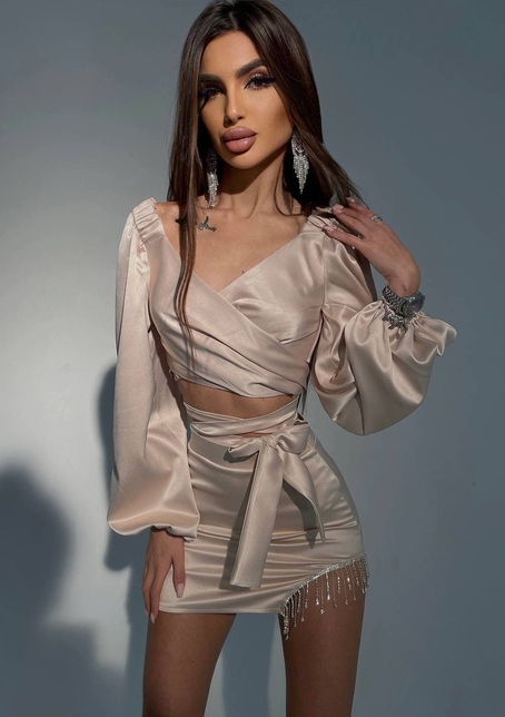 Атласний комплект, декорований бахромою зі страз Атласний комплект, декорований бахромою зі страз | PUSHKA SHOP