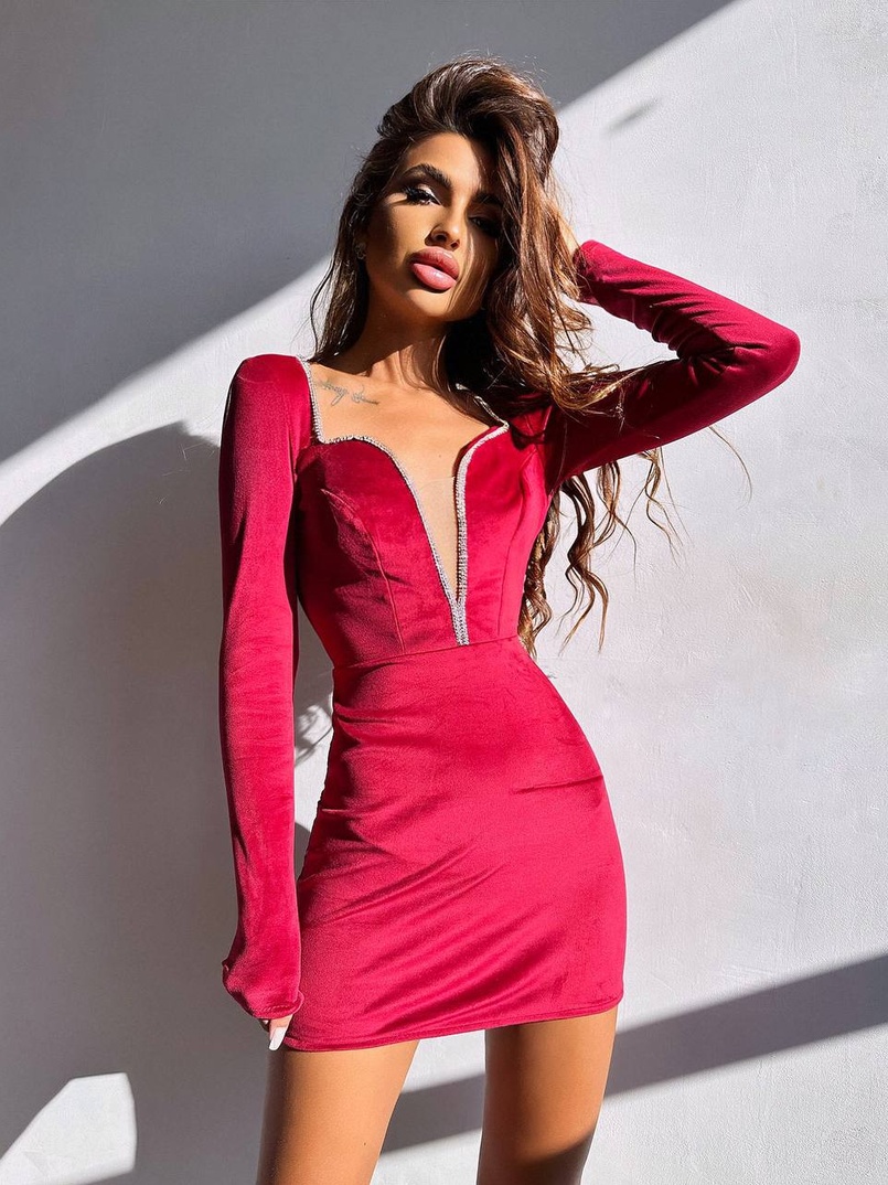 Оксамитова сукня міні, декорована стразами     Ручна робота  | PUSHKA SHOP