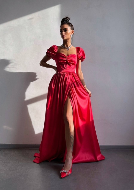 Атласна сукня максі із розрізом на спідниці | PUSHKA SHOP