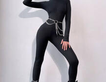 Облягаючий трикотажний комбінезон з поясом-ланцюжком Облягаючий трикотажний комбінезон з поясом-ланцюжком | PUSHKA SHOP