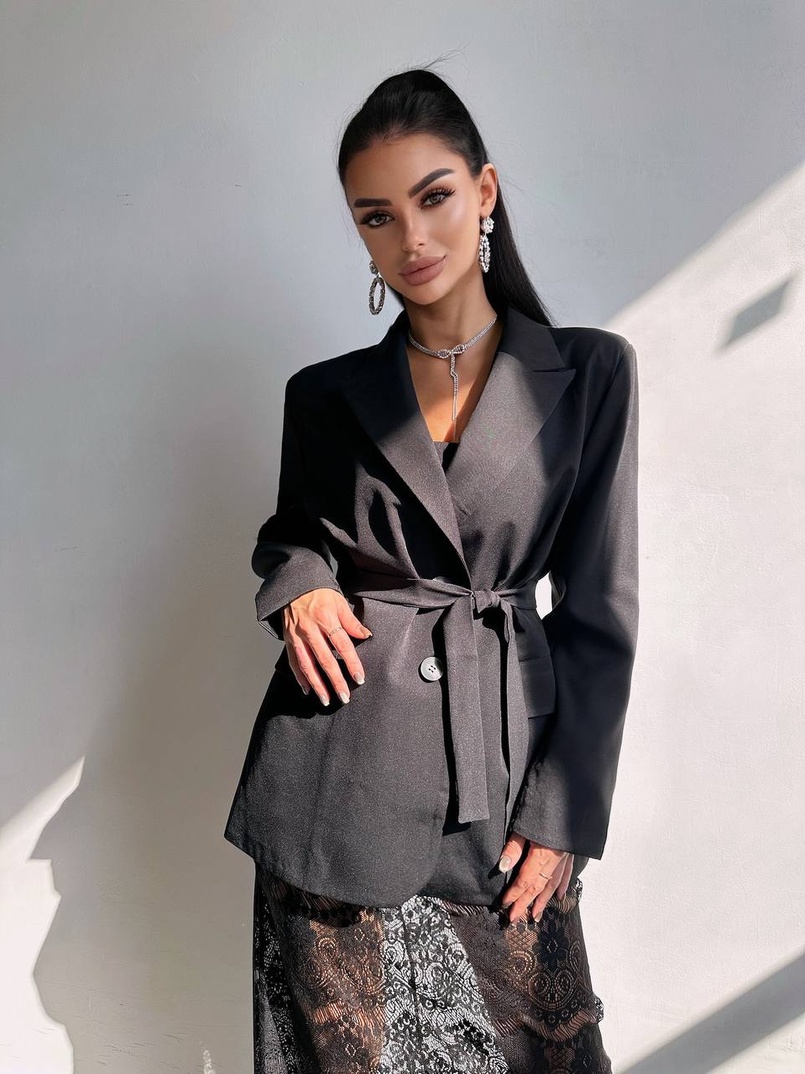 Комплект: піджак + блуза з баской + мереживна спідниця-шорти  Комплект: піджак + блуза з баской + мереживна спідниця-шорти  | PUSHKA SHOP