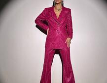 Костюм: піджак на підкладці, штани кльош+ топ з чашечками Костюм: піджак на підкладці, штани кльош+ топ з чашечками | PUSHKA SHOP