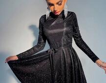 Блестящее платье с расклешенной юбкой и высоким воротом   Блестящее платье с расклешенной юбкой и высоким воротом   | PUSHKA SHOP