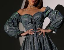 Блискуча сукня з чашечками та пишною спідницею Блискуча сукня з чашечками та пишною спідницею | PUSHKA SHOP