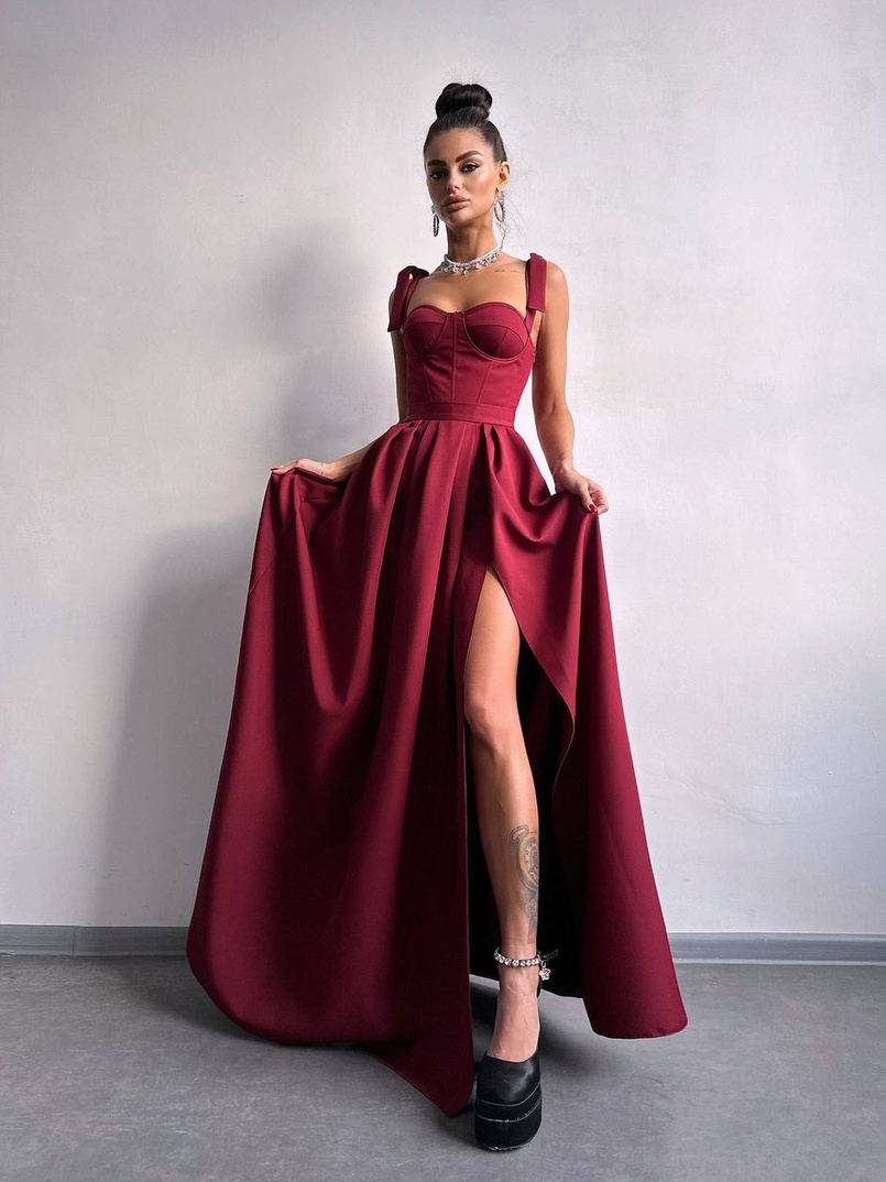 Сукня максі із чашечками та корсетним верхом | PUSHKA SHOP