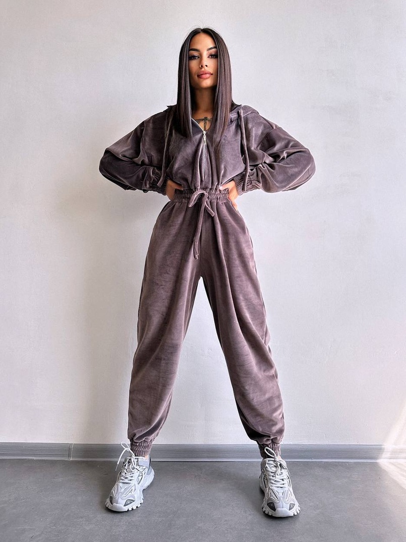 Велюровий комбінезон   Велюровий комбінезон   | PUSHKA SHOP