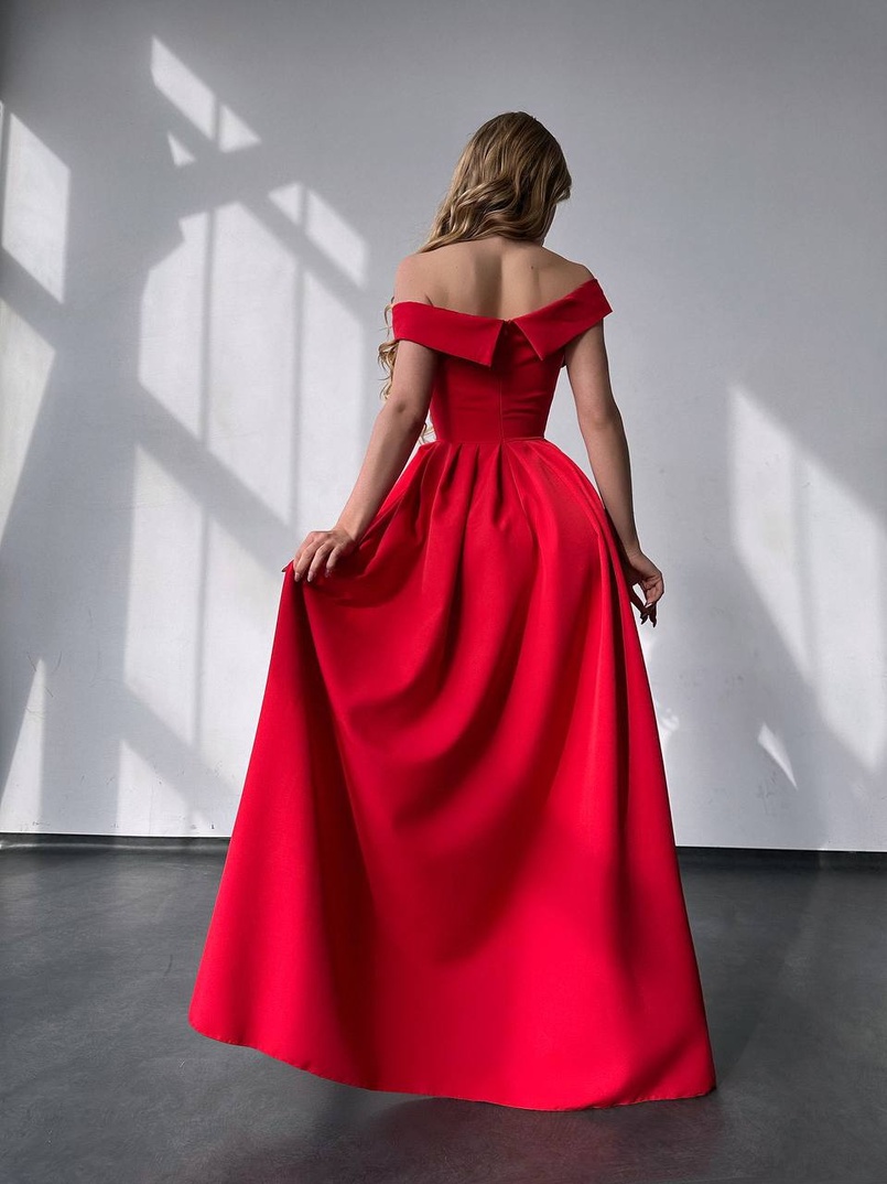 Сукня максі  з розрізом на спідниці  Сукня максі  з розрізом на спідниці  | PUSHKA SHOP