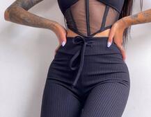 Трикотажный комплект: корсетный топ на косточках + леггинсы Трикотажный комплект: корсетный топ на косточках + леггинсы | PUSHKA SHOP