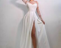 Платье макси с пайетками и разрезом на юбке Платье макси с пайетками и разрезом на юбке | PUSHKA SHOP