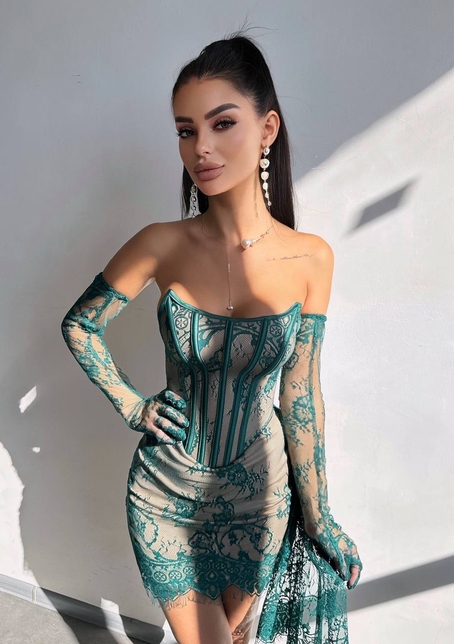 Сукня міні зі шлейфом та рукавичками | PUSHKA SHOP