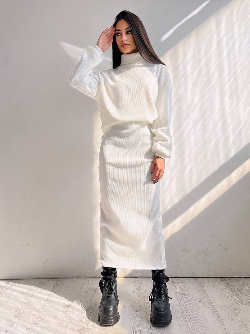 Костюм із теплого трикотажу-рубчика: светр + спідниця Костюм із теплого трикотажу-рубчика: светр + спідниця | PUSHKA SHOP