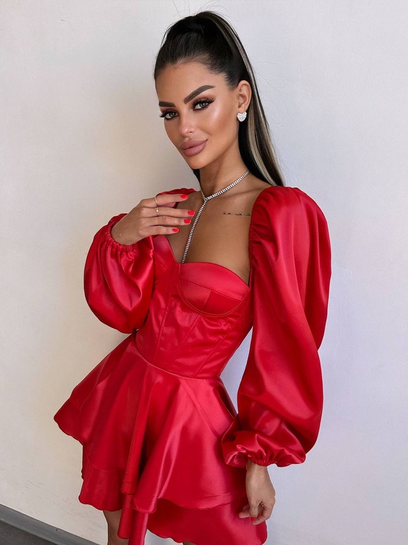 Атласна корсетна сукня бюстьє з пишною подвійною спідницею та об‘ємними рукавами | PUSHKA SHOP