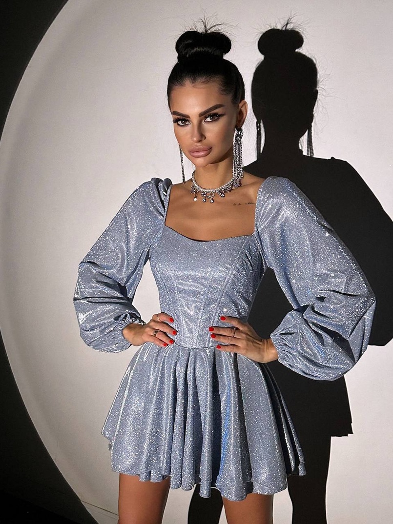 Сяюча корсетна сукня з пишною подвійною спідницею та об‘ємними рукавами Сяюча корсетна сукня з пишною подвійною спідницею та об‘ємними рукавами | PUSHKA SHOP