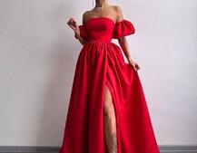 Сукня максі  з розрізом на спідниці та об’ємними рукавами  Сукня максі  з розрізом на спідниці та об’ємними рукавами  | PUSHKA SHOP