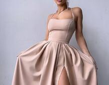 Сукня максі  зі шнурівкою на спинці Сукня максі  зі шнурівкою на спинці | PUSHKA SHOP