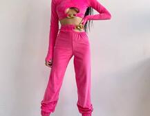 Велюровый костюм с цепями: топ + джоггеры  Велюровый костюм с цепями: топ + джоггеры  | PUSHKA SHOP