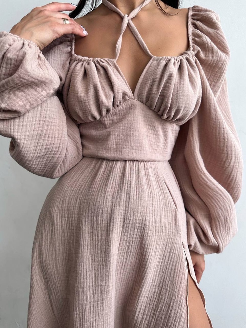 Муслінова сукня -міді з розрізом на ніжці  | PUSHKA SHOP