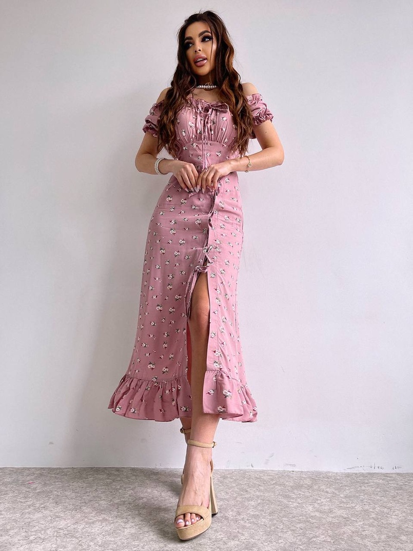Квіткова сукня з воланами та шнуровкою на ніжці Квіткова сукня з воланами та шнуровкою на ніжці | PUSHKA SHOP