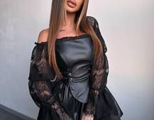 Корсетна сукня з еко-шкіри з мереживними рукавами Корсетна сукня з еко-шкіри з мереживними рукавами | PUSHKA SHOP