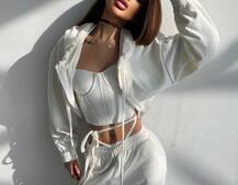 Велюровий комплект трійка: кофта + корсет з чашечками + джогери  Велюровий комплект трійка: кофта + корсет з чашечками + джогери  | PUSHKA SHOP