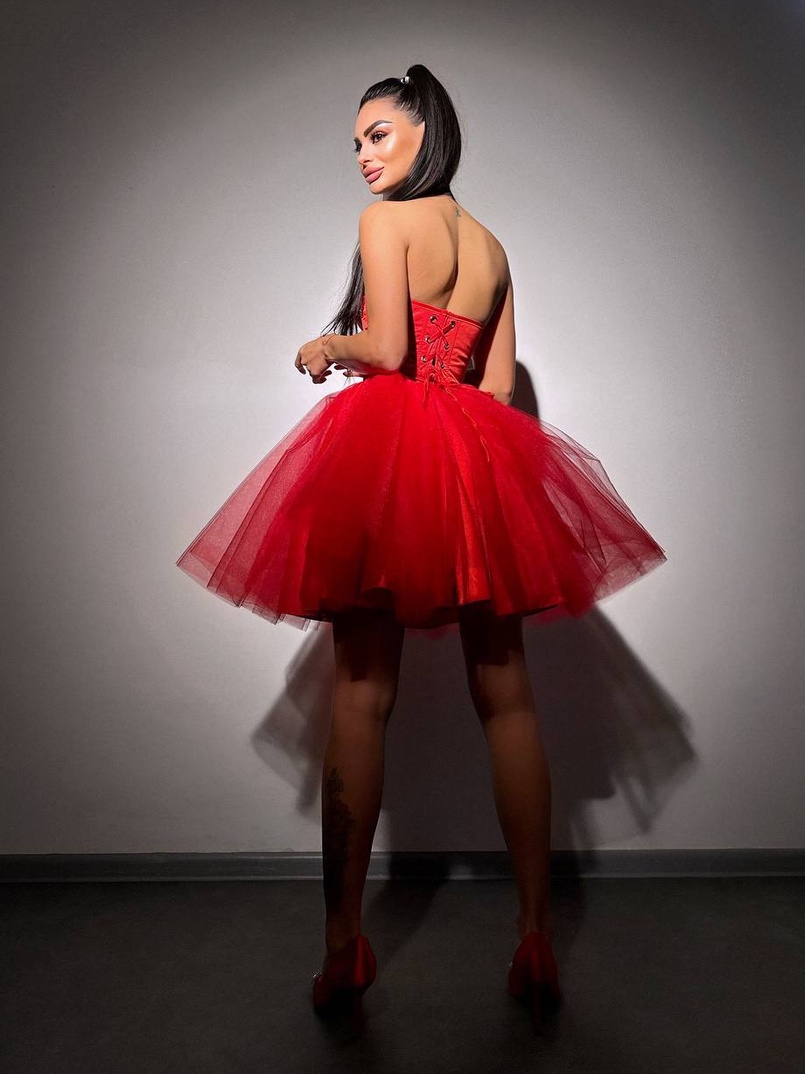 Комплект: корсет, декорований стразами  +  пишна фатинова спідниця Комплект: корсет, декорований стразами  +  пишна фатинова спідниця | PUSHKA SHOP