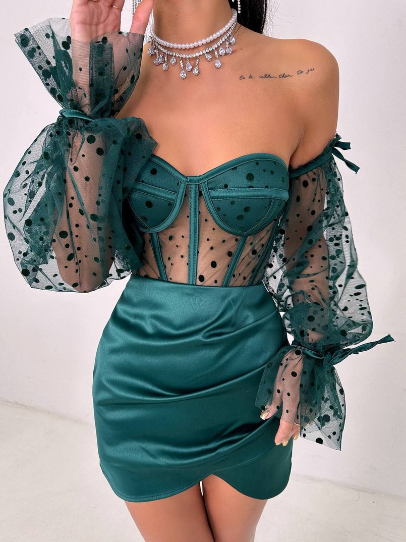 Улюблений комплект в новому виконанні: корсет бюстьє з об’ємними рукавами + спідниця міні | PUSHKA SHOP