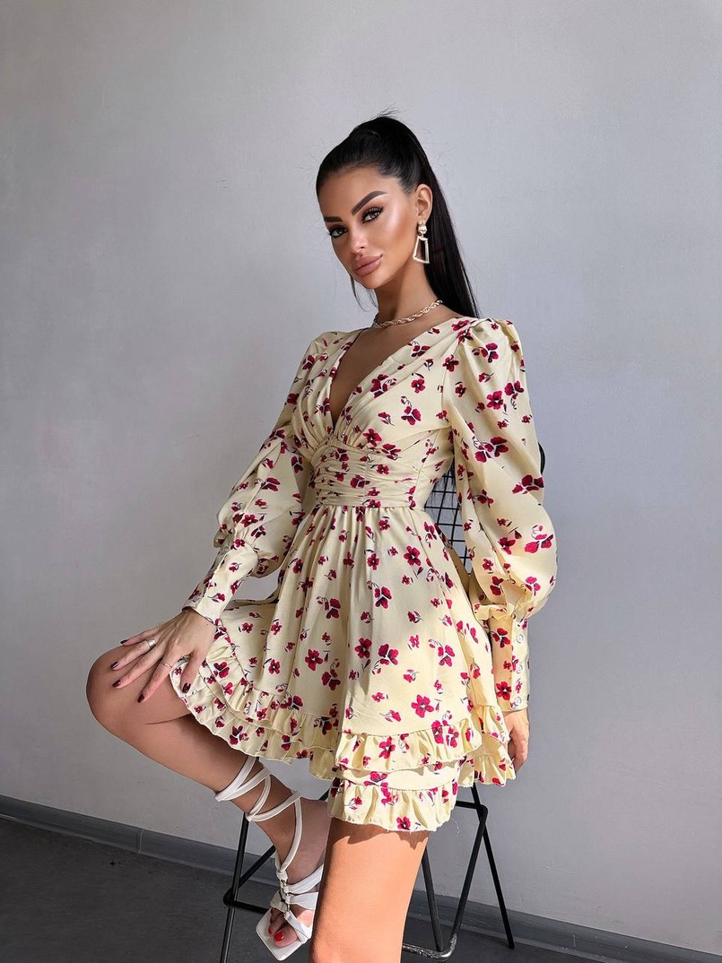 Сукня міні з пишною спідницею та драпіруванням на талії Сукня міні з пишною спідницею та драпіруванням на талії | PUSHKA SHOP