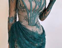 Мереживна сукня міні зі шлейфом Мереживна сукня міні зі шлейфом | PUSHKA SHOP