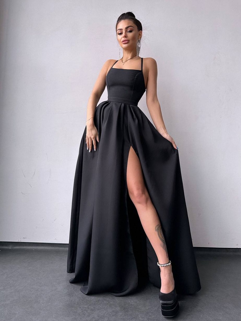 Сукня максі  зі шнурівкою на спинці Сукня максі  зі шнурівкою на спинці | PUSHKA SHOP