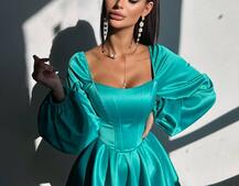 Атласна корсетна сукня з пишною подвійною спідницею та об‘ємними рукавами Атласна корсетна сукня з пишною подвійною спідницею та об‘ємними рукавами | PUSHKA SHOP