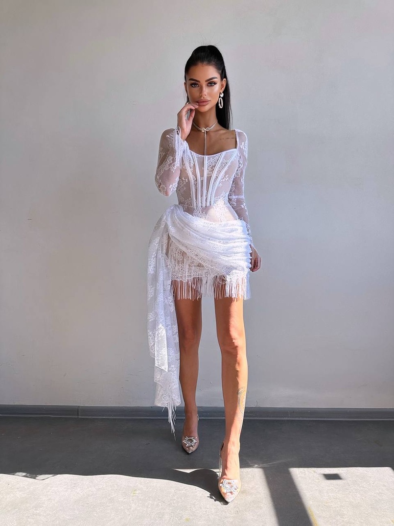Мереживна сукня міні зі шлейфом Мереживна сукня міні зі шлейфом | PUSHKA SHOP