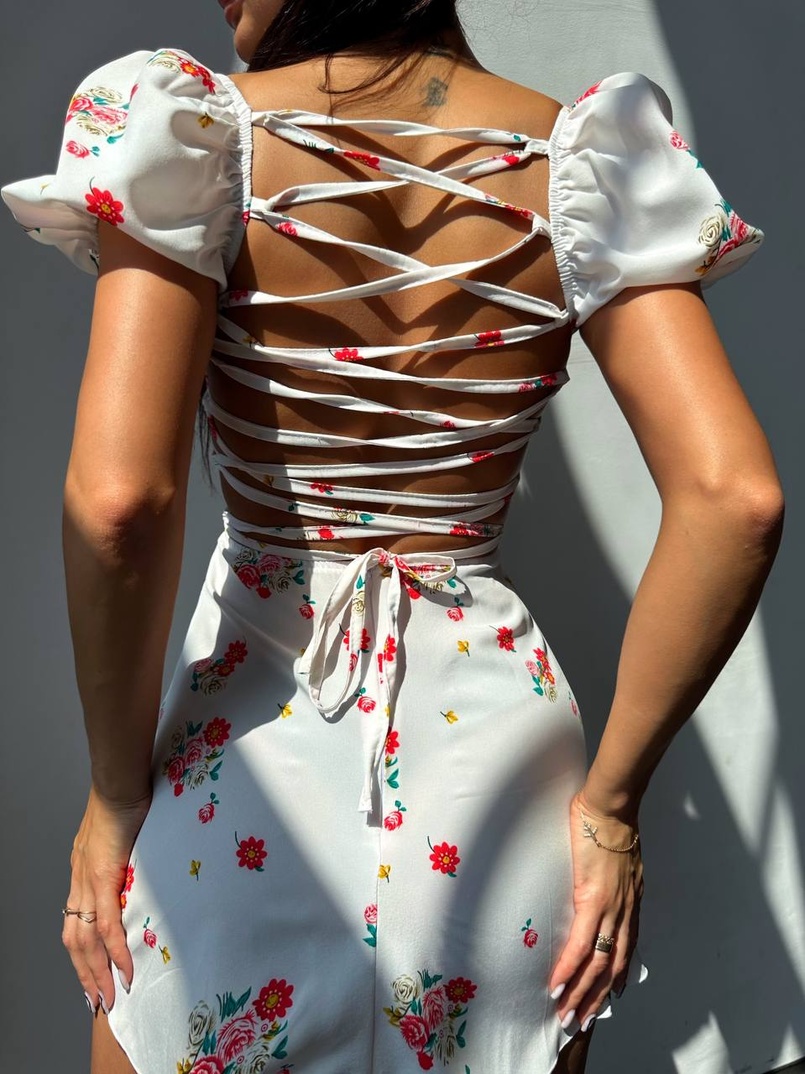 Сукня- міні у квітковий принт зі шнурівкою на спинці  Сукня- міні у квітковий принт зі шнурівкою на спинці  | PUSHKA SHOP