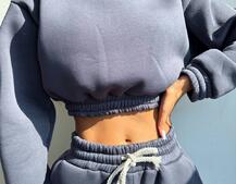 Базовий костюм на флісі з об'ємними капюшоном Базовий костюм на флісі з об'ємними капюшоном | PUSHKA SHOP